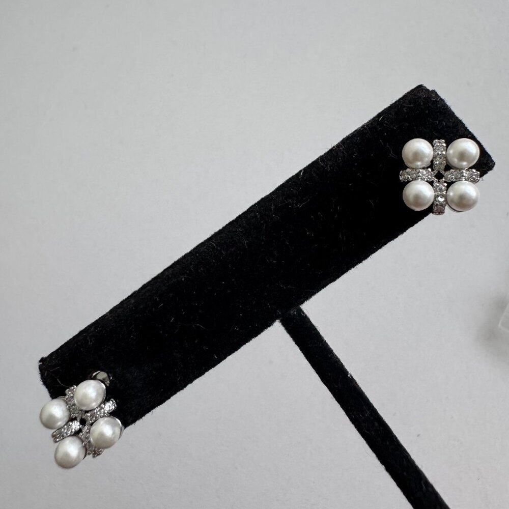 925 Sterling Silver Pearl & CZ Cluster Stud Earrings - Picture 2 of 6